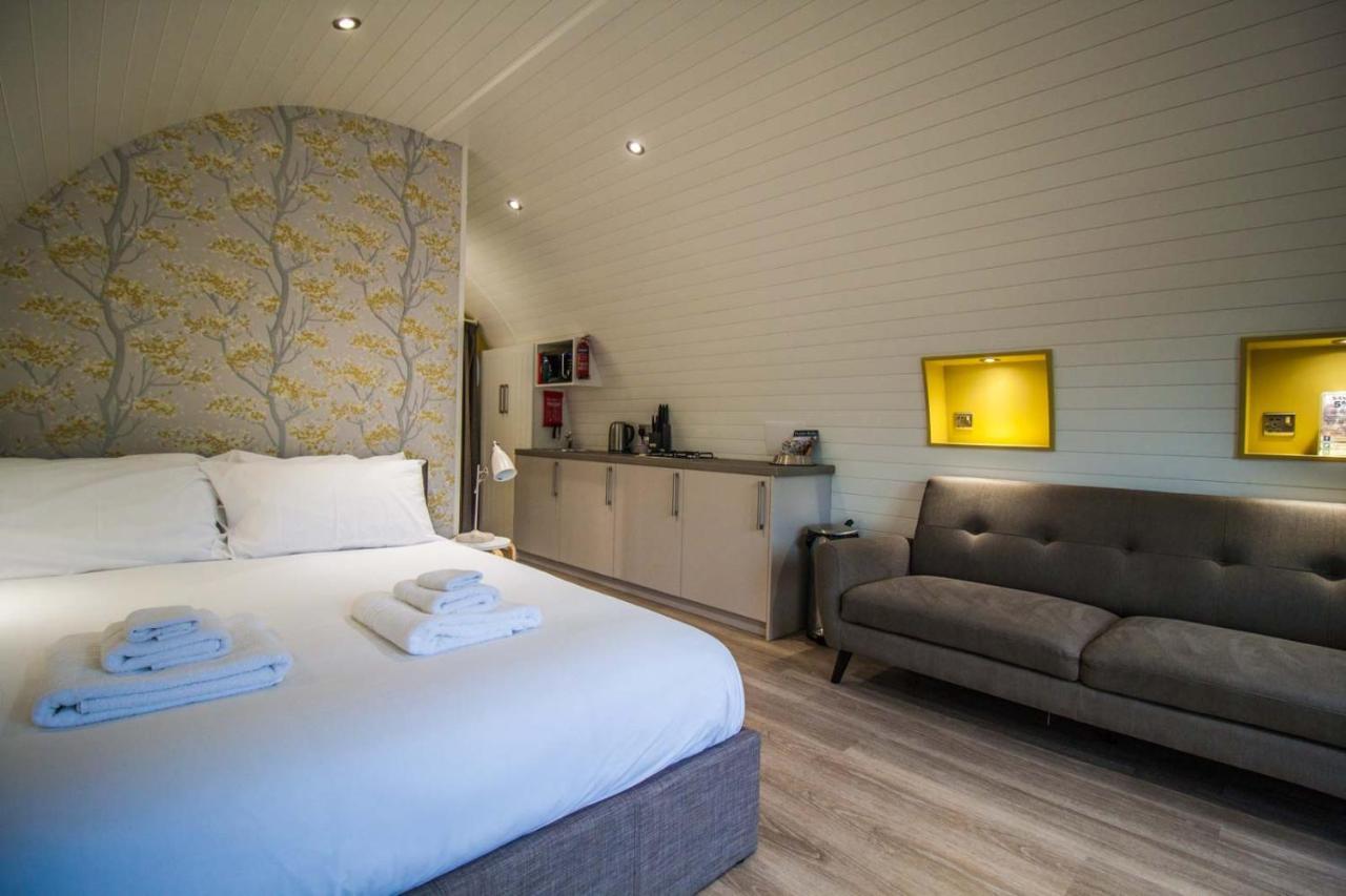 High Oaks Grange - Glamping Hotell Pickering Eksteriør bilde